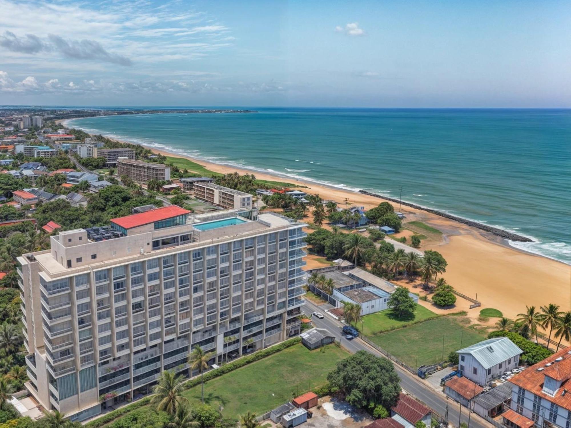 Ocean Breeze Sea View Luxury Apartments Negombo Exterior foto